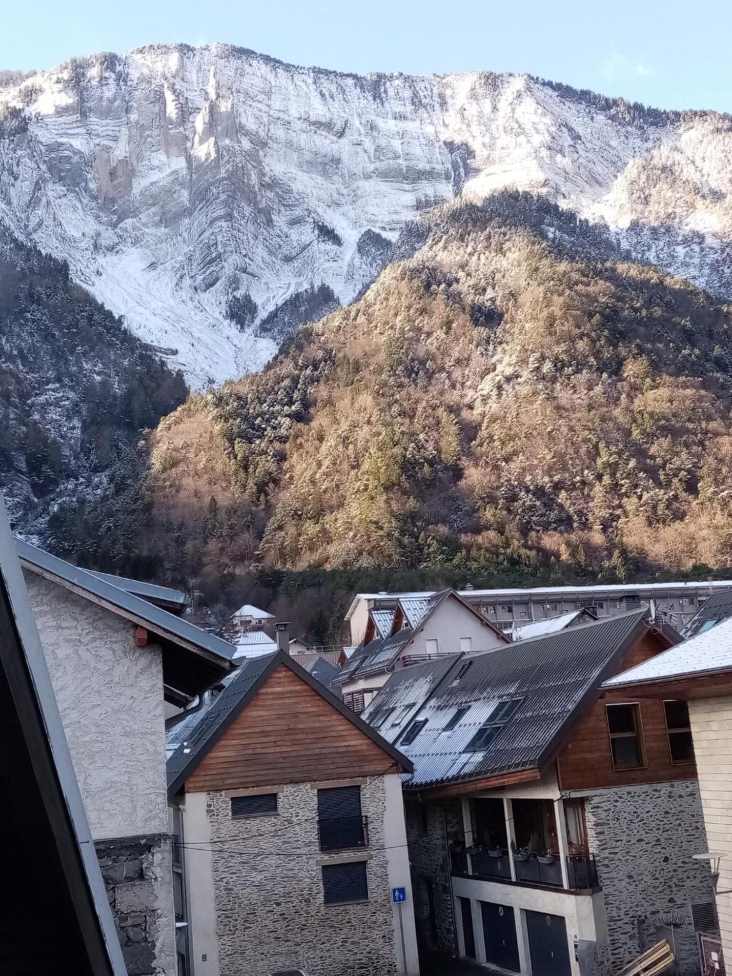 Studio La Muzelle Bourg D'Oisans Le Bourg-dʼOisans Exterior foto